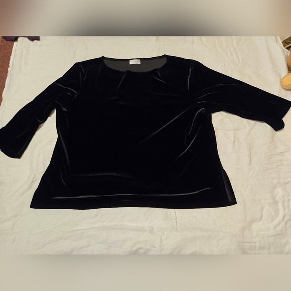 Ninety Tops - Black Velvet Boat Neck Top By Ninety Woman Size 2X